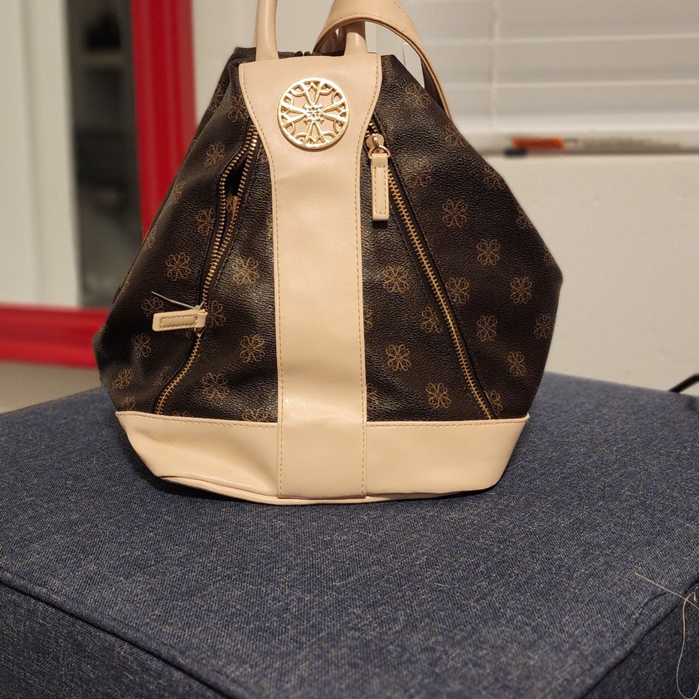 Sold - Picture 4 of 4